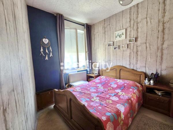 Immeuble 8 pièces - 260 m²