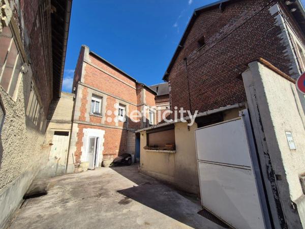 Immeuble 8 pièces - 260 m²