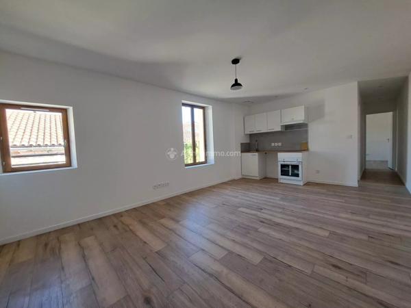 Location Appartement 3 pièces 54 m2 à Carmaux