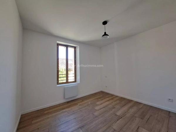 Location Appartement 3 pièces 54 m2 à Carmaux