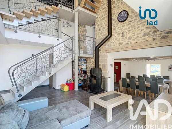 Maison à vendre 8 pièces 222 m² Colombier