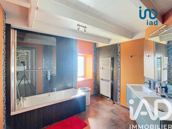 Maison à vendre 8 pièces 222 m² Colombier