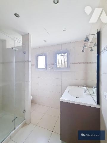 PRÉVESSIN-MOËNS maison individuelle de type 6 de 193 m² , terrain de 1255 m²