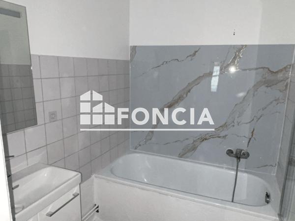 Location Appartement 2 pièces 42.54 m² - 34 Rue de la Tour Thionville 57100