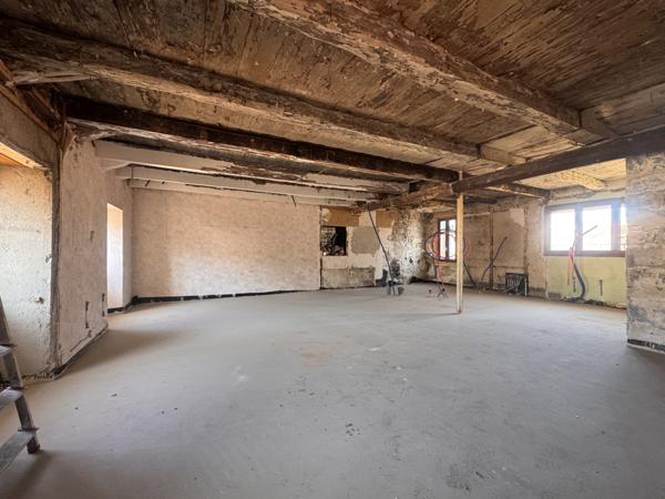 Millau (12100) PLATEAU DE 71 M2