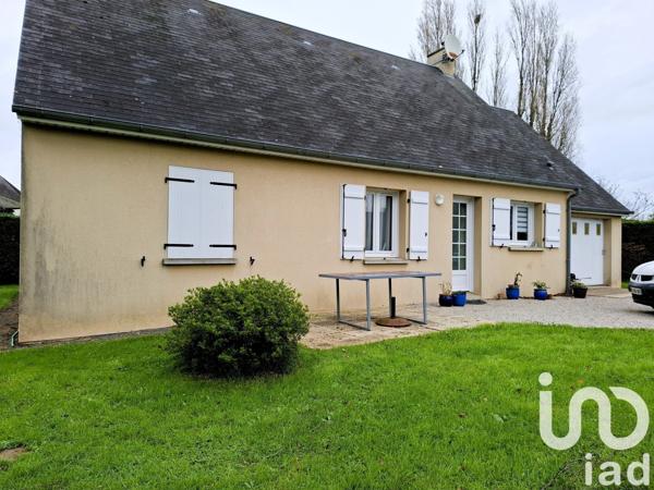 Maison 4 pièces de 84 m² à CARENTAN (50500)