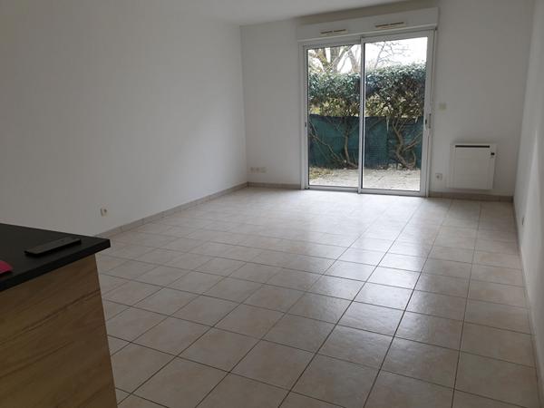 Appartement La Roche Sur Yon 1 pièce(s) 29.83 m2