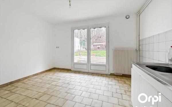 Maison à vendre    4 pièces •  Fleurines