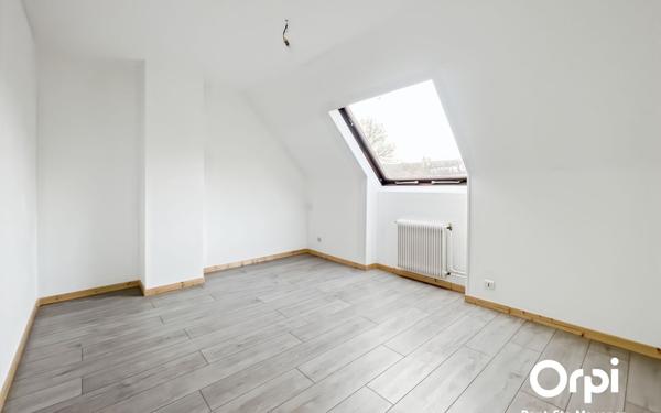 Maison à vendre    4 pièces •  Fleurines