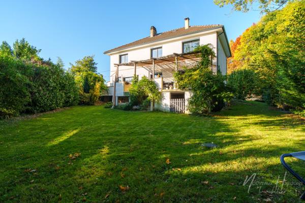 Maison 6 pièces - 174 m² Exclusivité efficity