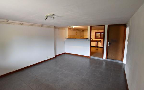 Maison à vendre    6 pièces • 194,28 m2 Villerest