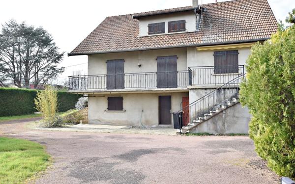 Maison à vendre    6 pièces • 194,28 m2 Villerest