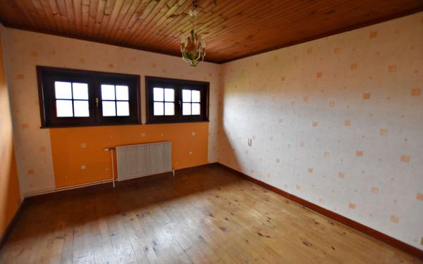 Maison à vendre    6 pièces • 194,28 m2 Villerest