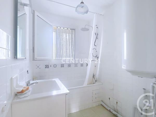 Appartement F4 à vendre  4 pièces - 70 m2 AUBAGNE - 13