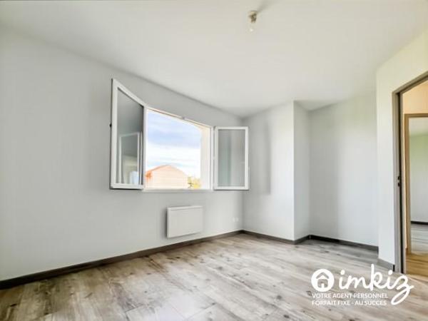 Maison 6 pièces de 119m² rénovée avec jardin.