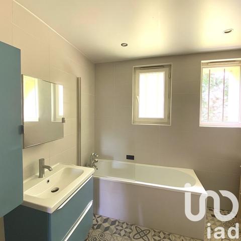 House for sale 6 rooms 110 m² Saint-Lubin-des-Joncherets