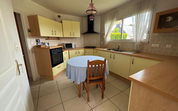 Maison à vendre    5 pièces • 121 m2 Séné