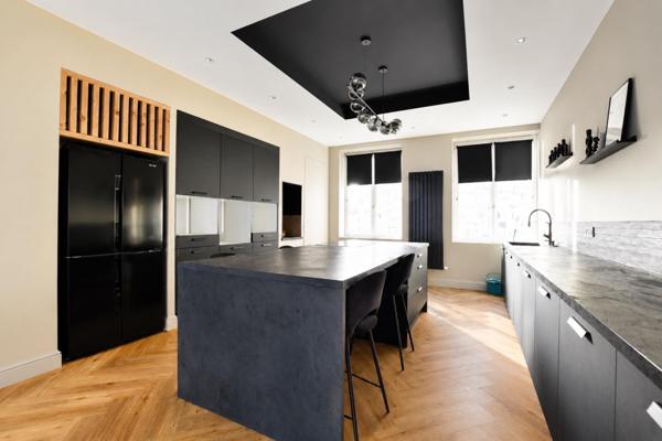 Appartement à FIRMINY, 42700 - 5 pièces 206m²