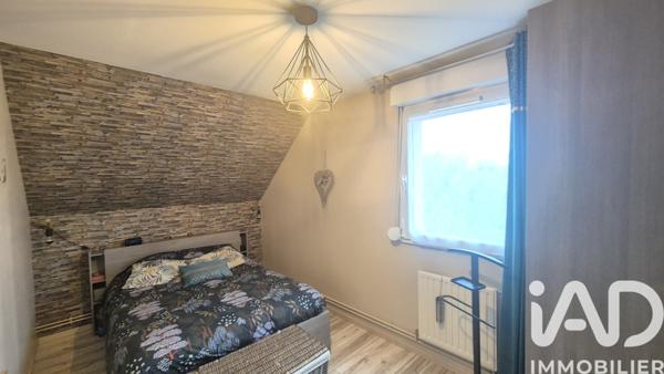 Maison à vendre 5 pièces 110 m² Saint-Amand-les-Eaux