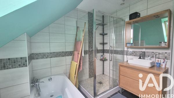 Maison à vendre 5 pièces 110 m² Saint-Amand-les-Eaux