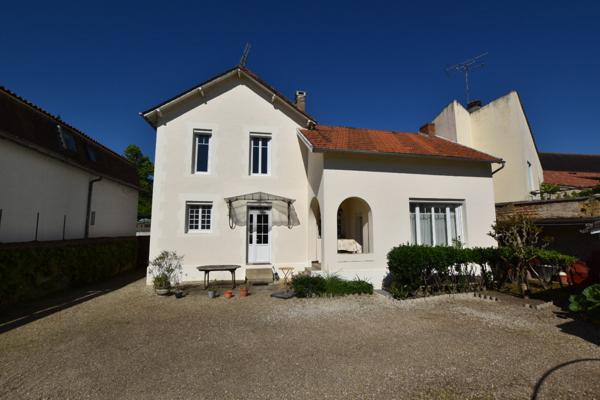 Maison bourgeoise en hyper centre de Bergerac !