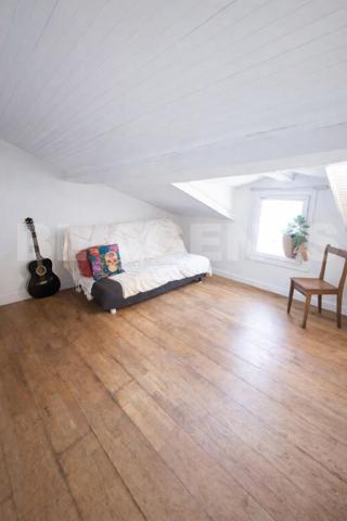 ​✅​ Opportunité en Hyper-Centre : Maison de Ville, Clim & Garage Privatif !