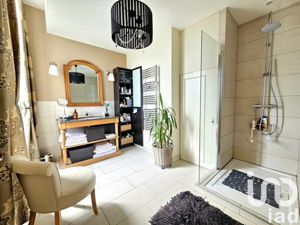 Maison à vendre 11 pièces 251 m² Bellevigny