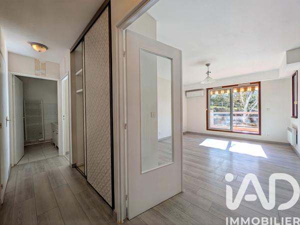 Appartement à vendre 2 pièces 51 m² Le Tholonet