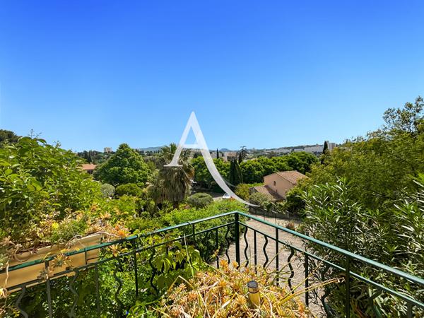 A vendre Maison T4 de 98 m2 avec jardin, terrasse et garage double Marseille 13013