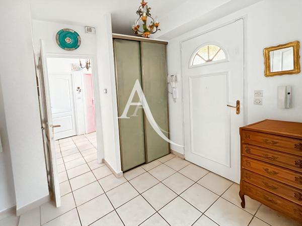 A vendre Maison T4 de 98 m2 avec jardin, terrasse et garage double Marseille 13013