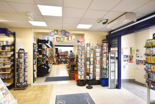 Dpt Bas-Rhin (67), à vendre proche de STRASBOURG : Librairie - Presse - FDJ - Loisirs Créatifs, emplacement n° 1