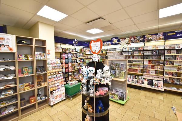 Dpt Bas-Rhin (67), à vendre proche de STRASBOURG : Librairie - Presse - FDJ - Loisirs Créatifs, emplacement n° 1