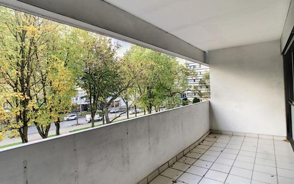 Appartement à louer    3 pièces •  Mons-en-Baroeul