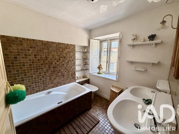Maison à vendre 6 pièces 166 m² Coutances