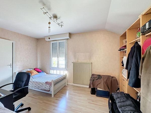 Maison Arcueil  78m2 + Studio indépendant de 25m2 et garage de 20m2 aménagé en studio aussi