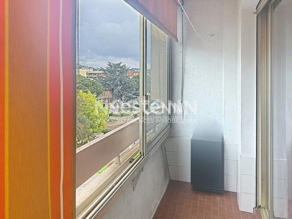 Studio Golfe Juan de 21m2 avec coin cuisine