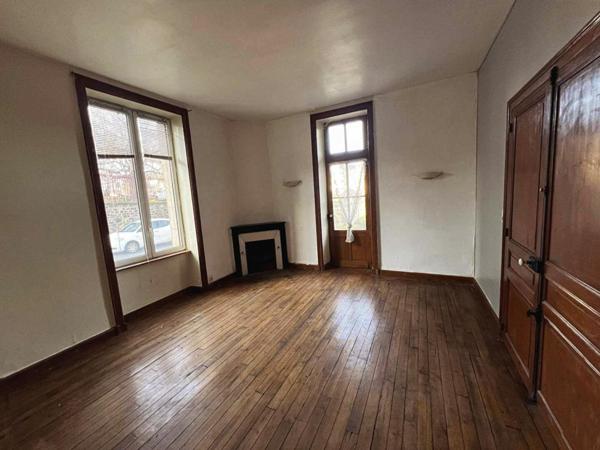 Maison Saint Yrieix La Perche 240 m2