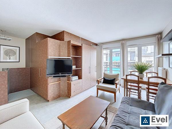 T2 en DUPLEX de 50 m2 vendu meublé . Emplacement Numéro 1