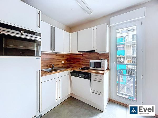 T2 en DUPLEX de 50 m2 vendu meublé . Emplacement Numéro 1