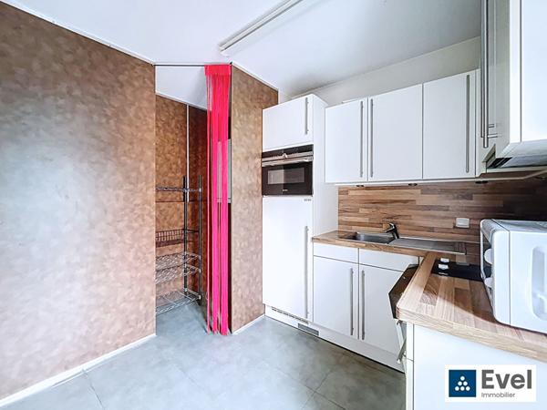 T2 en DUPLEX de 50 m2 vendu meublé . Emplacement Numéro 1