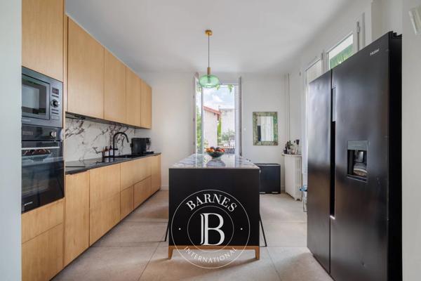Le Perreux-sur-Marne, Maison 6 Chambres -  210 m² à vendre