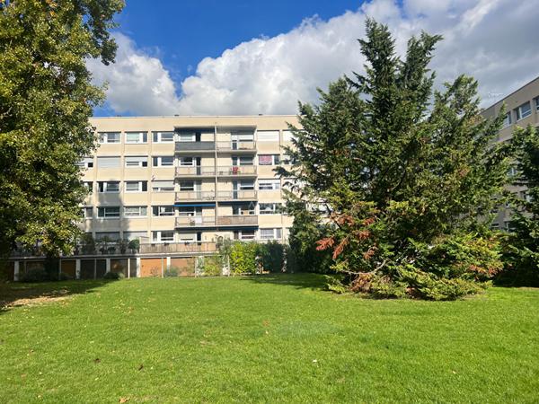 Appartement Pontoise 4 pièce(s) 75.01 m2 €232 000 ** - Référence 11083