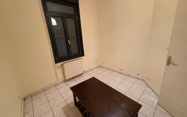 Immeuble à vendre    6 pièces • 85 m2 Amiens