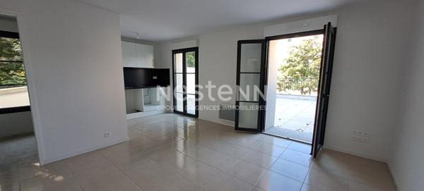 Appartement de Prestige centre Étampes avec une belle terrasse