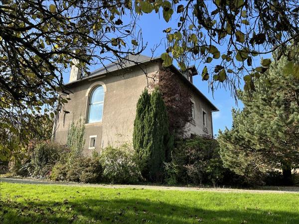 Maison à vendre |  Saint-Sornin-Leulac |  14 pièces | 358 m²