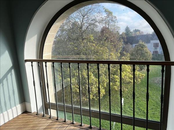 Maison à vendre |  Saint-Sornin-Leulac |  14 pièces | 358 m²