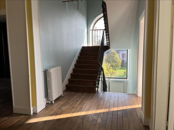 Maison à vendre |  Saint-Sornin-Leulac |  14 pièces | 358 m²