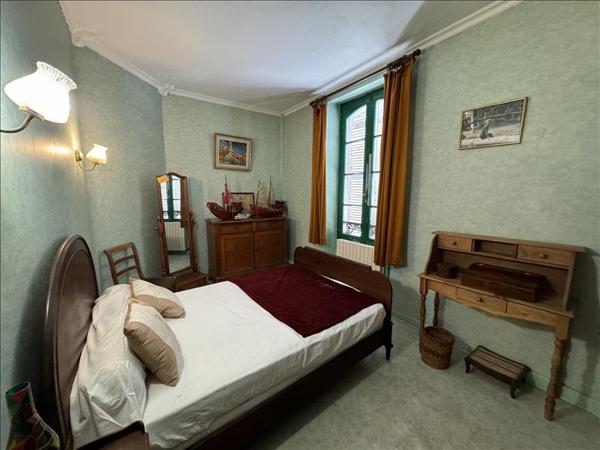 Maison à vendre |  Saint-Astier |  5 pièces | 100 m²