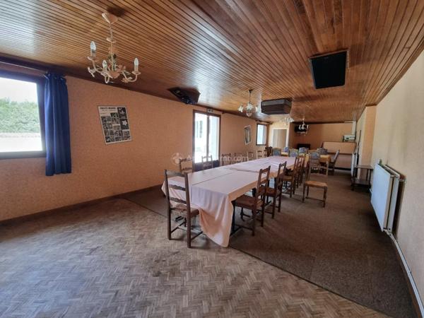 Vente Immeuble 37 pièces 764 m2 à Bourg-Sainte-Marie