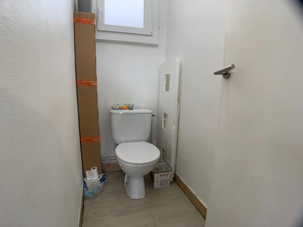 T2 indépendant à vendre - BLOIS - VENDU DEJA LOUE, 5 MIN A PIED DU CENTRE-VILLE, PARKING PRIVE